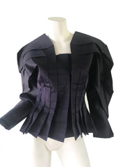 ISSEY MIYAKE pleated jacket